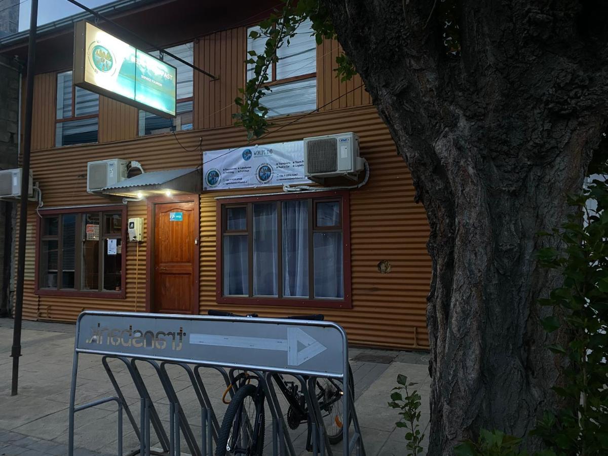World'S End Hostal Puerto Natales Exterior photo